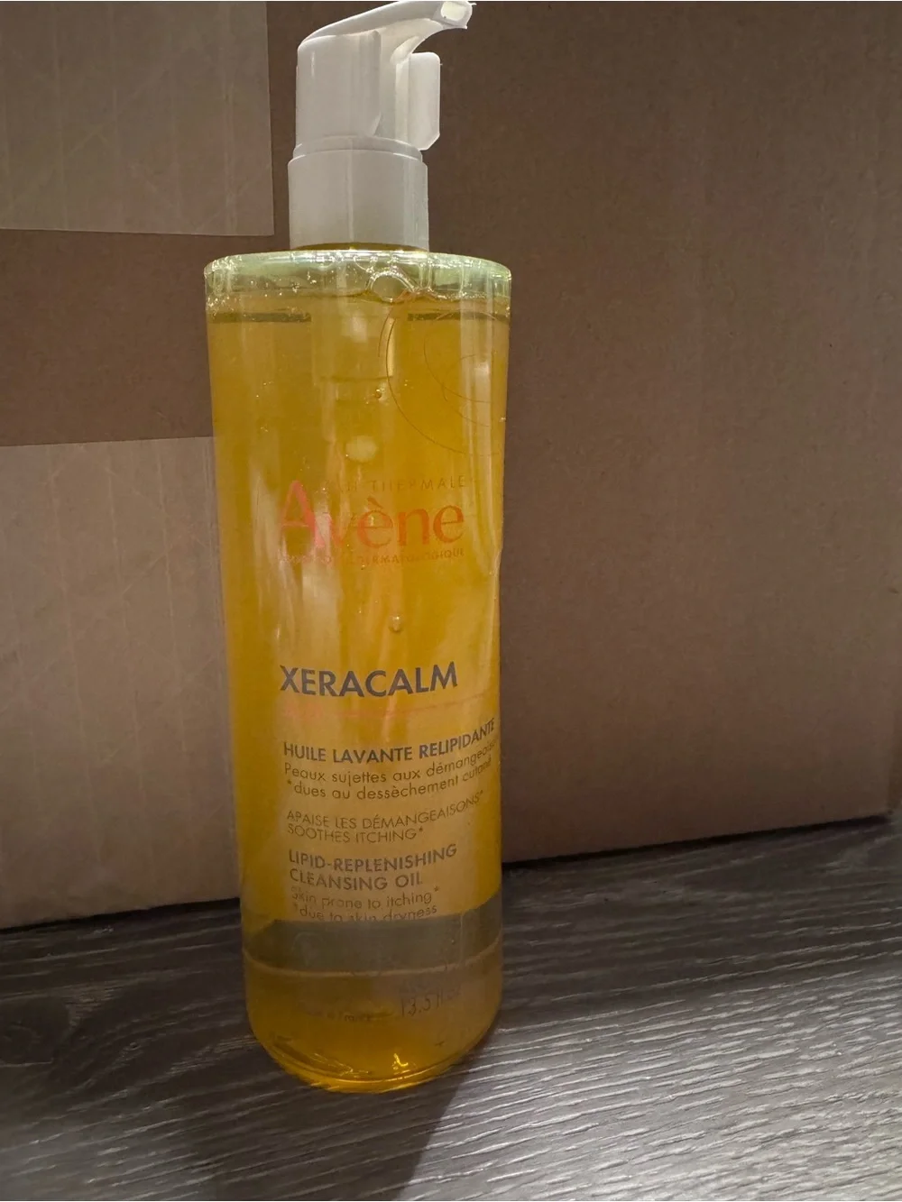 Xeracalm Lipid-Replenishing Cleansing Oil - Yellow